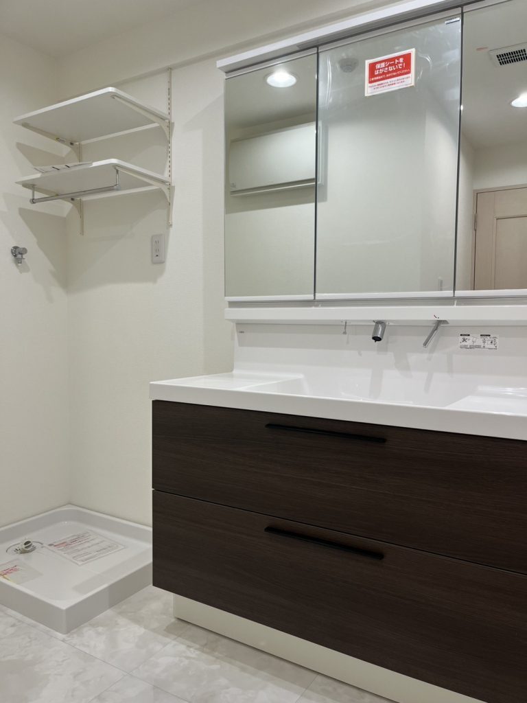 洗面所リフォームＢＥＦＯＲＥ→ＡＦＴＥＲ